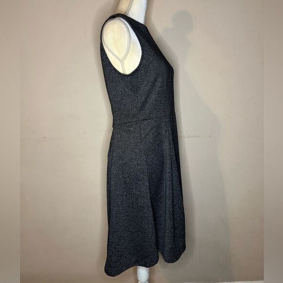 Banana Republic Knit Fit and Flare Dress - Picture 3 of 8